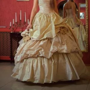 Продаю свадебное платье от дизайнера Ian Stuart