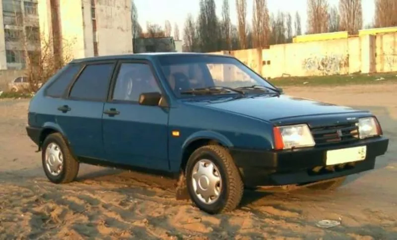 Продам автомобиль  ВАЗ 21093,  2000 год